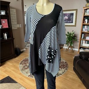 Sole Dione Stidio black & white 3/4 sleeves blouse-size S